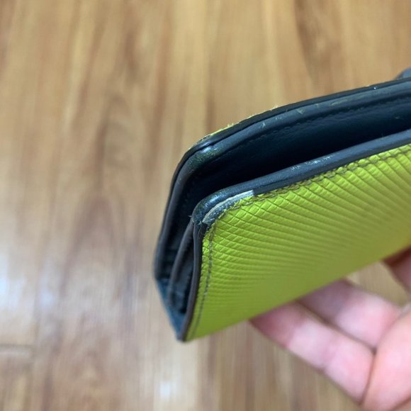 Marc Jacobs Sophisticato Bow Slim Snap Wallet - Picture 10 of 16